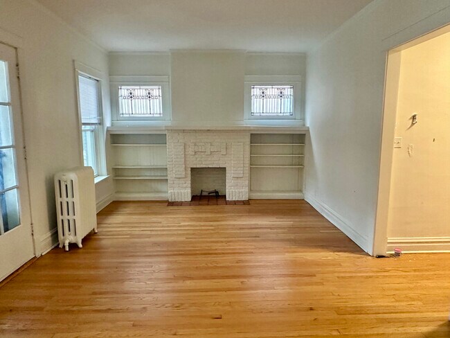 Foto del edificio - 6434 N Magnolia Ave