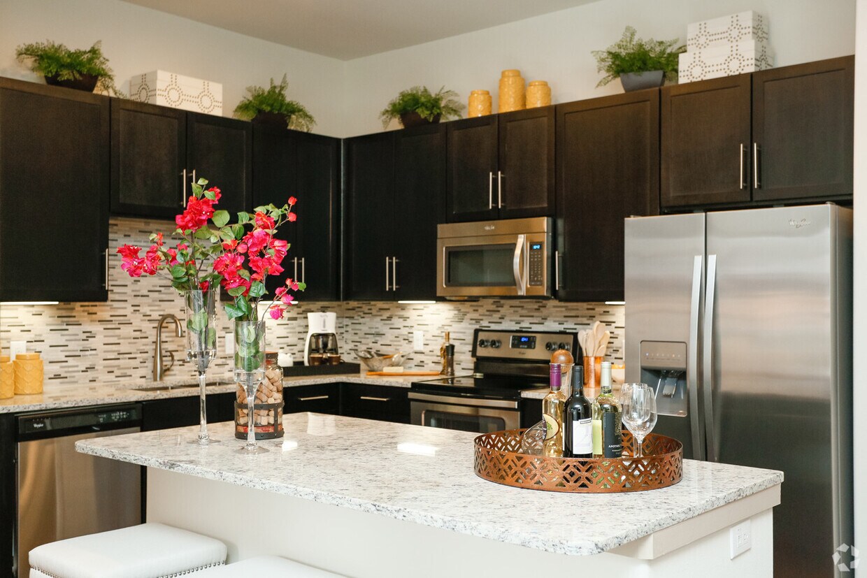 Foto principal - Luxury 2-Bed Today!