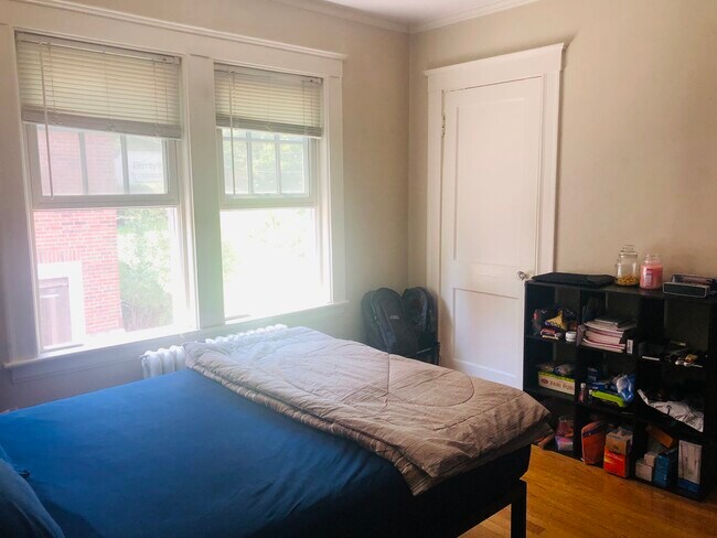 Dormitorio 2 Ángulo 2 - 397 Boylston St