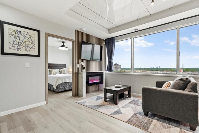 2 habitaciones, 2 baños - 728 pies cuadrados - Reese Tower Apartments