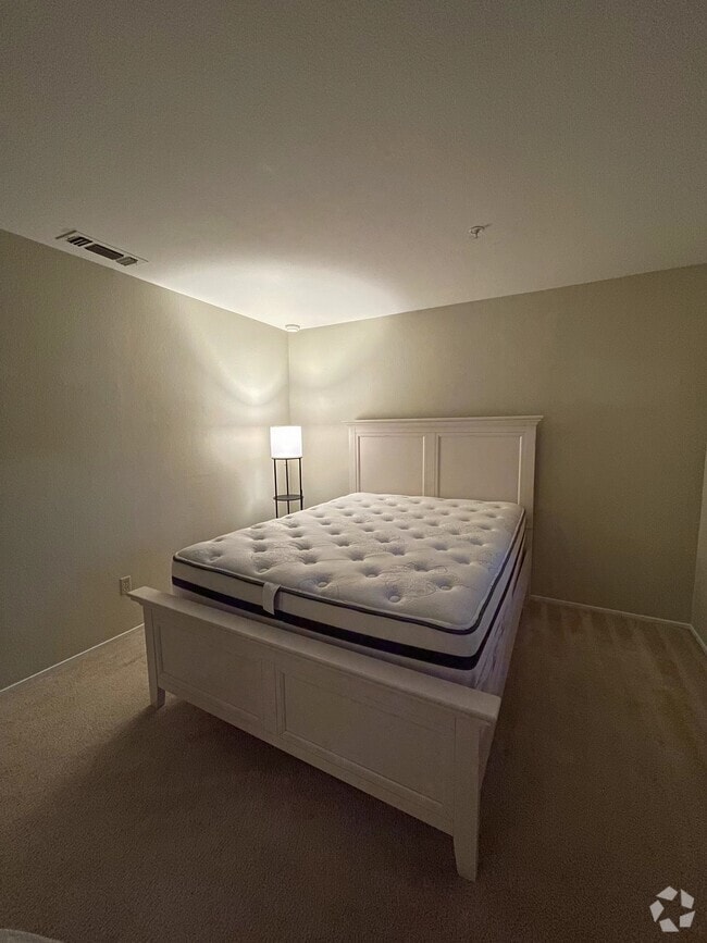 Building Photo - 480 Bollinger Canyon Ln