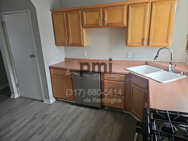 Foto del edificio - 4138 N Irvington Ave