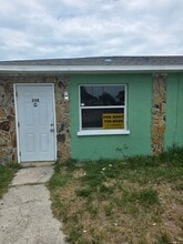 Building Photo - 335 61st Ave E