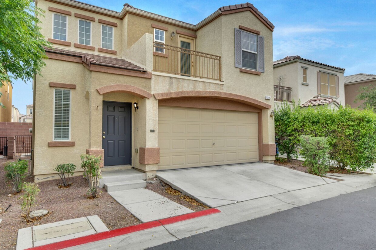 Foto principal - Rehabbed 3 Bedroom Rhodes Ranch Beauty!