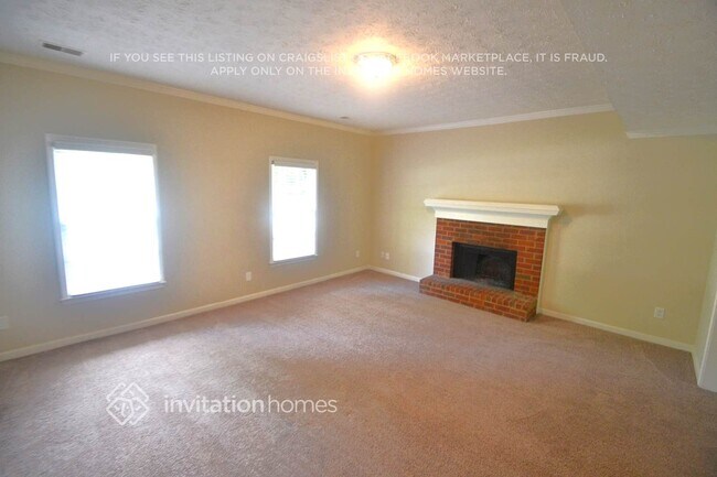 Foto del edificio - 2880 Park Chase Dr