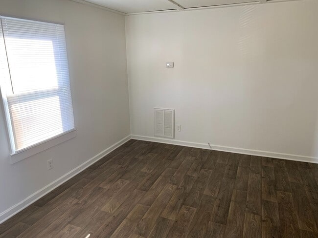 Foto del edificio - 1514 Sloan St