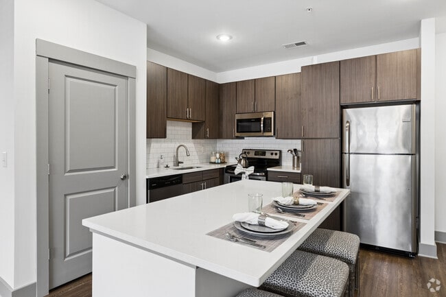 2A-R 2BR, 2BA - 1,044SF - Kitchen - The Everlin at Indian Trail