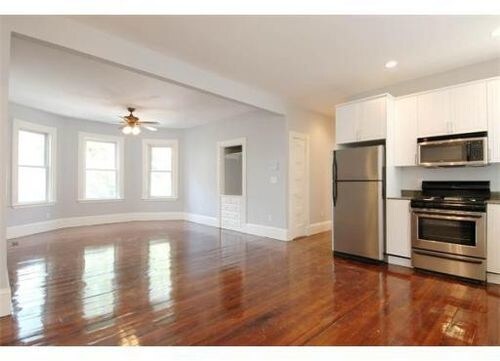 Foto del edificio - 30 Parker Hill Ave