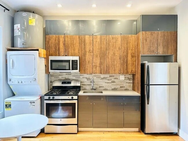 Photo - Furnished room/NOT APARTMENT