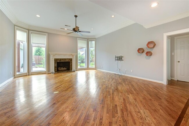 Building Photo - 607 Barkers Cove