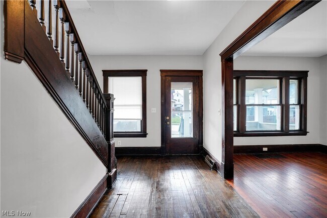 Foto del edificio - 3636 Dawning Ave
