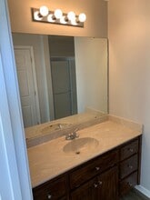 Building Photo - 329 Gathering House Dr