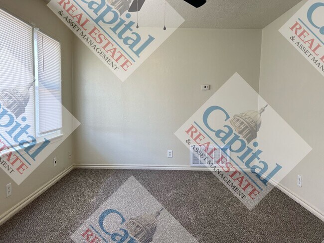 Foto del edificio - Home Sweet Home- Move In Special!!!!