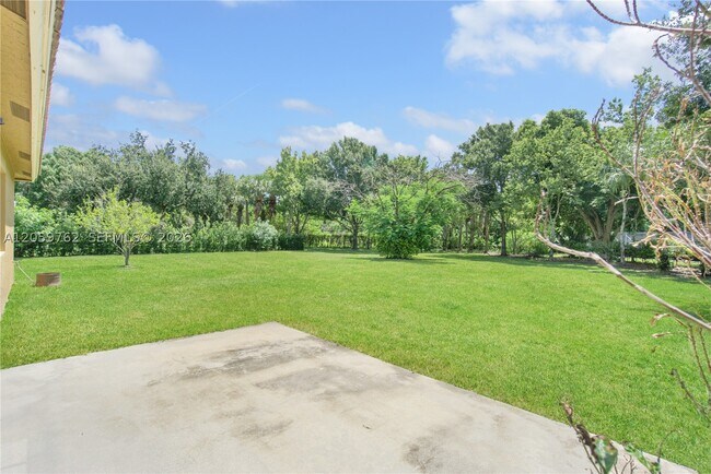 Foto del edificio - 5603 SE Graham Dr