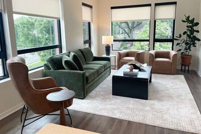 Building Photo - Perfect for Professionals | Furnished 1-Bedroom w/ Utilities Included – Leavenworth Lofts