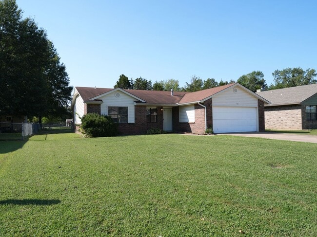 Building Photo - 3 Bedroom Sapulpa Home, Ready For Immediat...