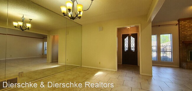 Building Photo - 3 br, 2 bath House - 3917 Driftwood Dr.