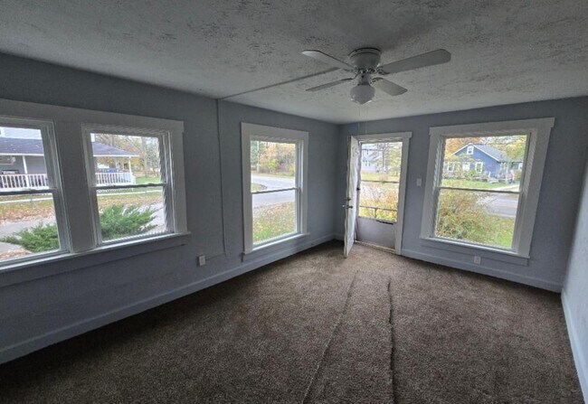 Foto del edificio - 1601 Grafton Rd