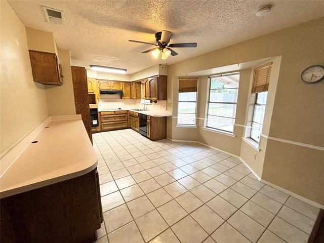 Foto del edificio - 8704 Copper Canyon Rd