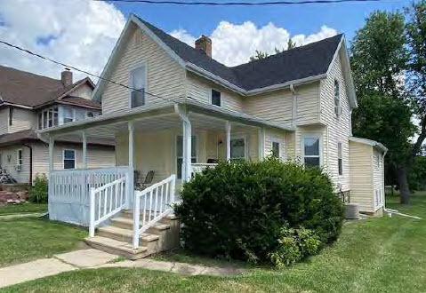 Building Photo - 251 N Prairie St