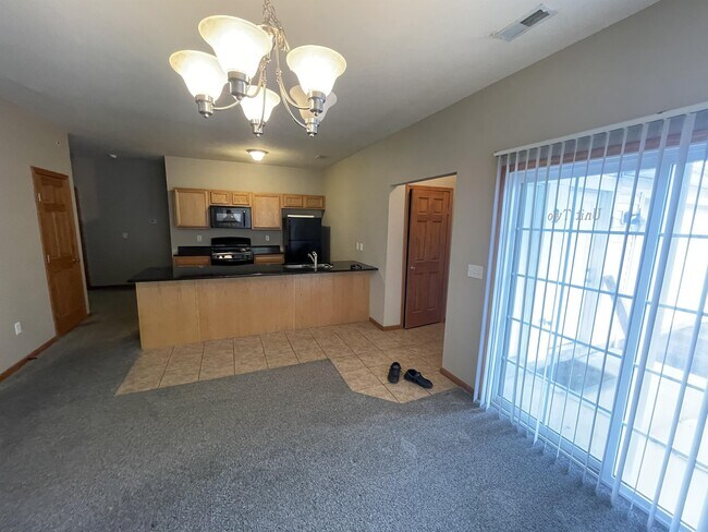 Building Photo - 10180 Clearwing Ln