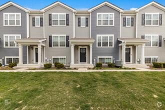 Building Photo - 2417 Bella Dr