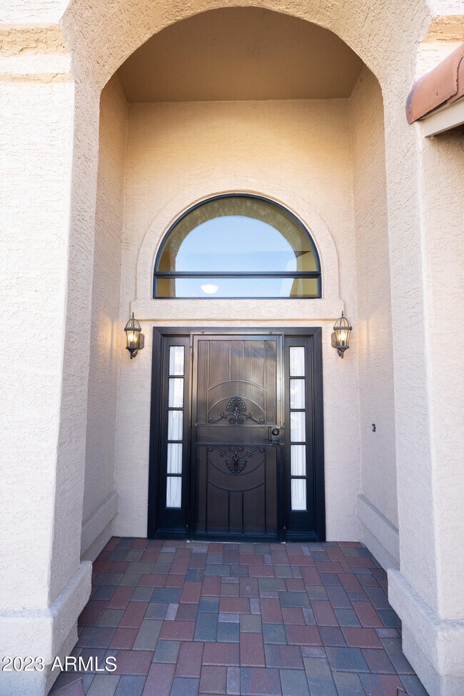 Building Photo - 5713 E Muriel Dr