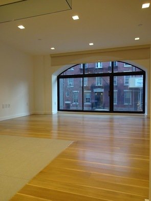 Primary Photo - 305 W 11th St
