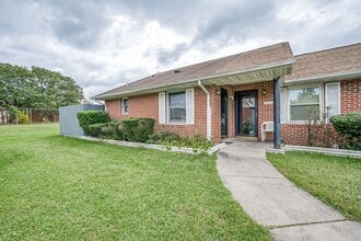 Building Photo - 609 Carter St
