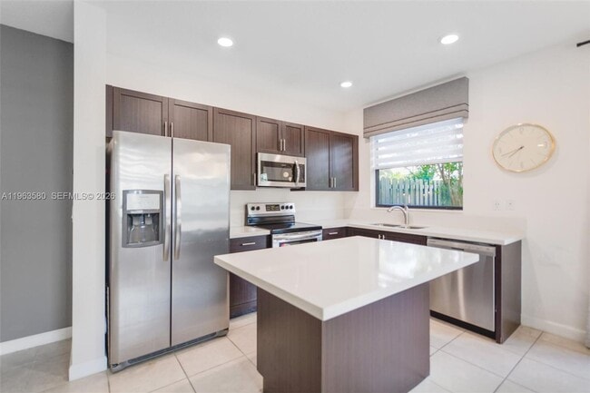 Photo - 20814 NE 5th Ct House