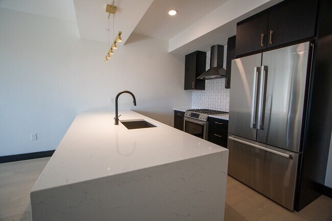 Foto del edificio - 395 Alewife Brook Pky