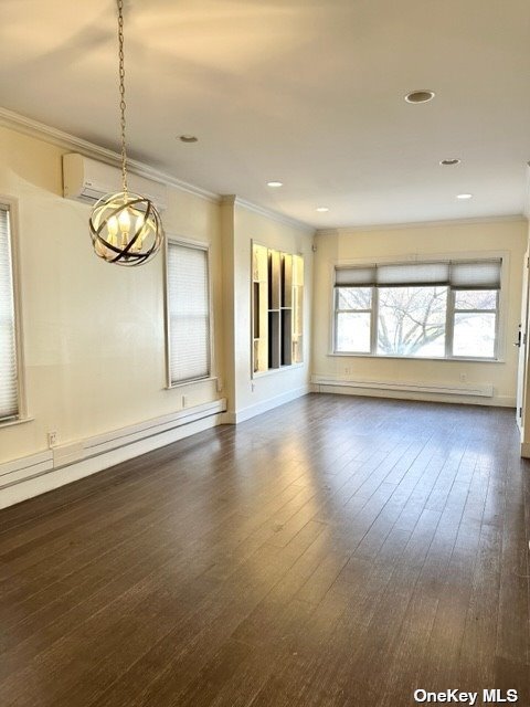 Foto del edificio - 1348 E 37th St