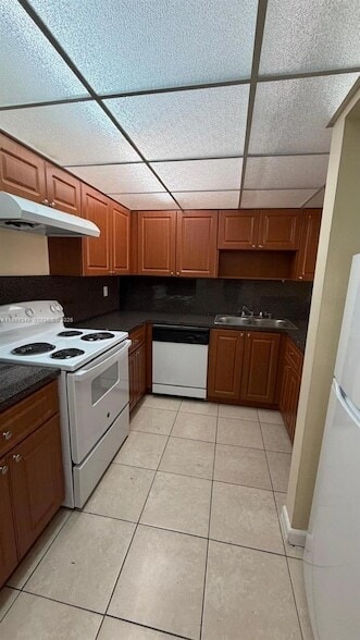 Foto del edificio - 7000 NW 186th St