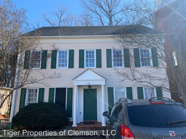 Foto del edificio - 3 br, 2 bath Room For Rent - 106 Ole Towne Sq
