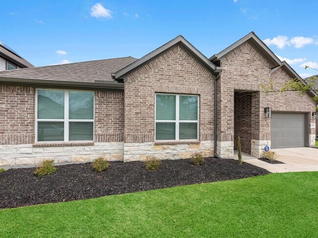 Building Photo - 21114 Almaco Dr