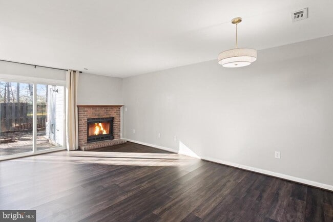 Building Photo - 309 Wind Ridge Dr