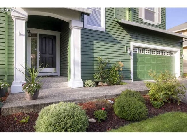Building Photo - Gorgeous 4 bedroom, 3 bathroom home in  Jo...
