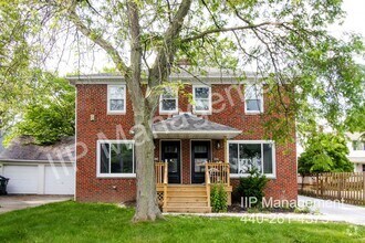 Building Photo - 21500 Lakeshore Blvd