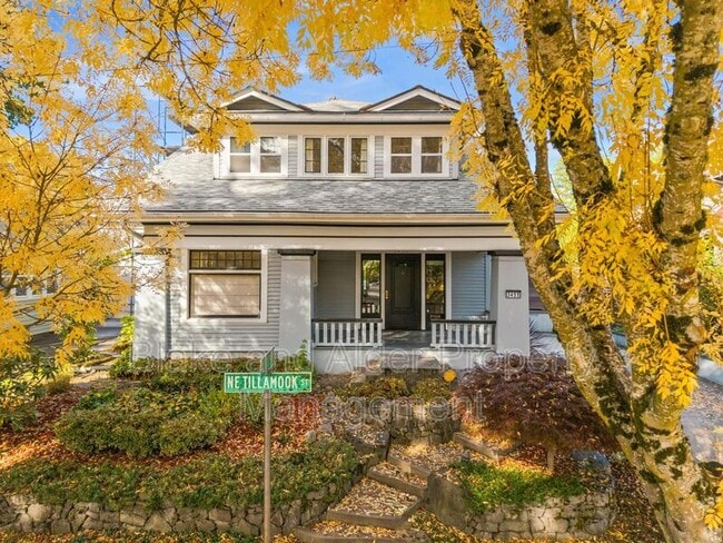 Building Photo - 3455 NE Tillamook St