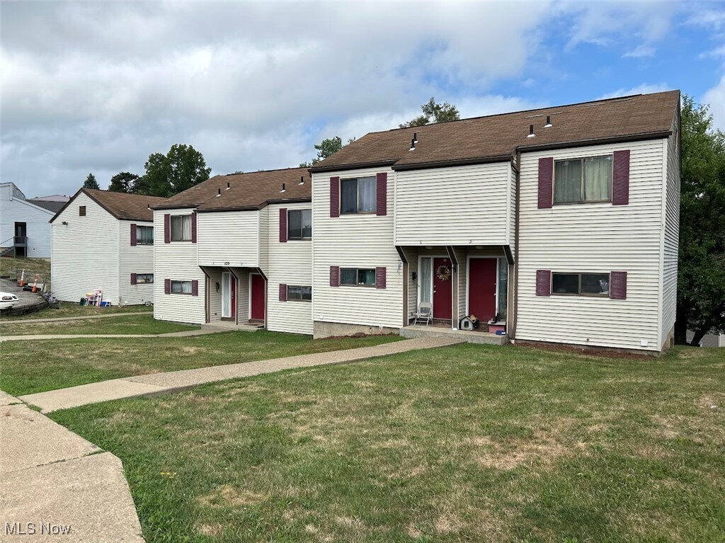Foto principal - 125 Orchard Dr