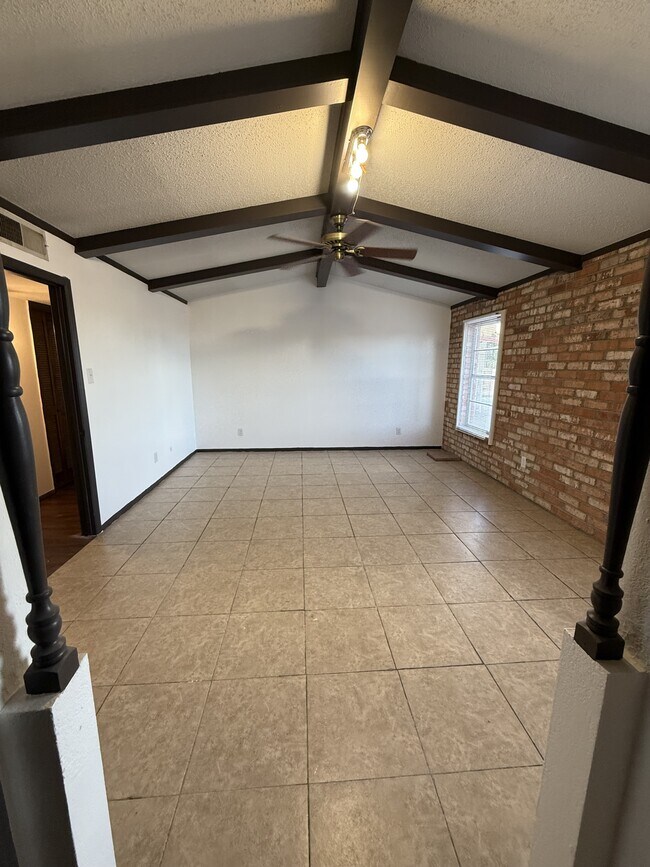 Foto del edificio - 6455 Belton Rd