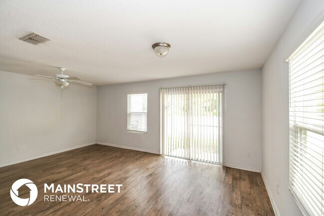 Building Photo - 554 Eiseman Wy