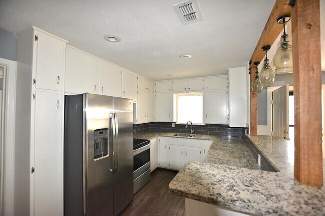 Building Photo - 4205 41st St