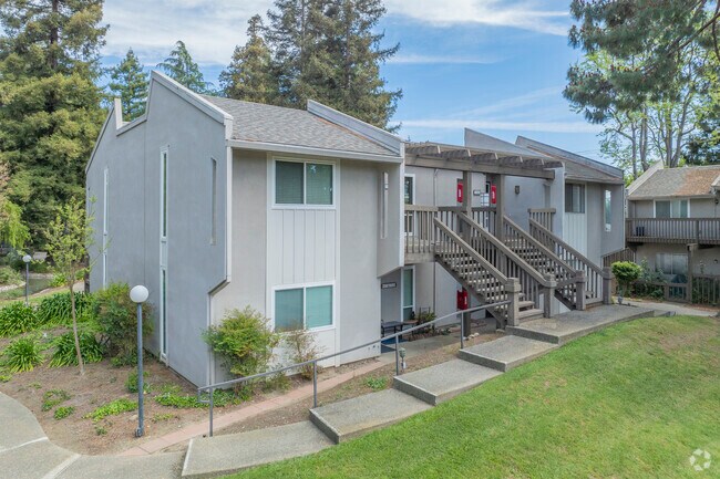Alternate Exterior - 4527 Hansen Ave