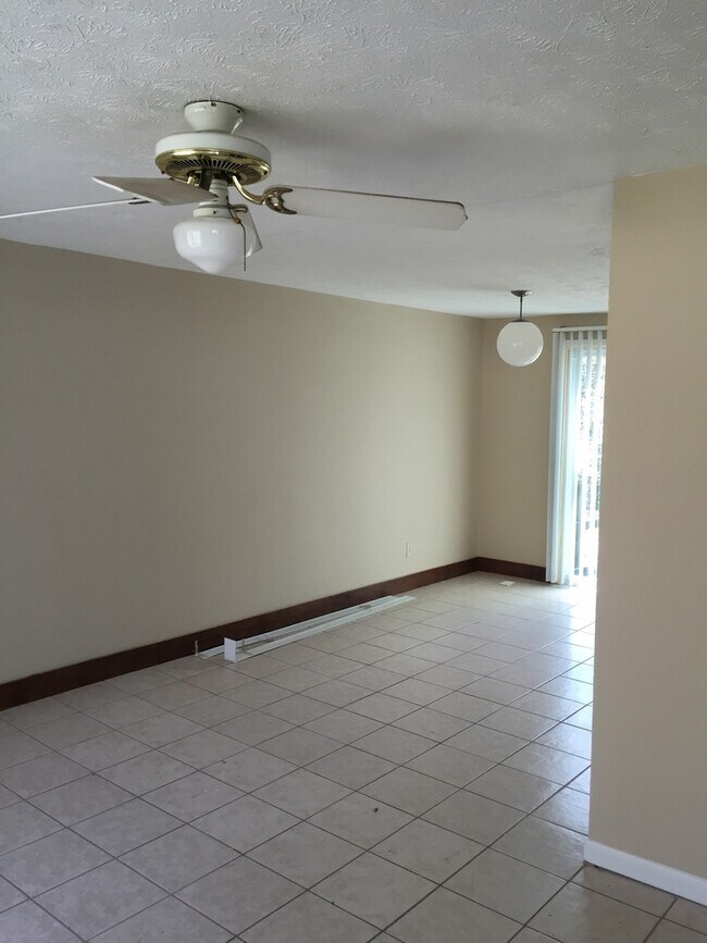 Foto del edificio - Charming 4 bedroom / 2 bath home waiting f...