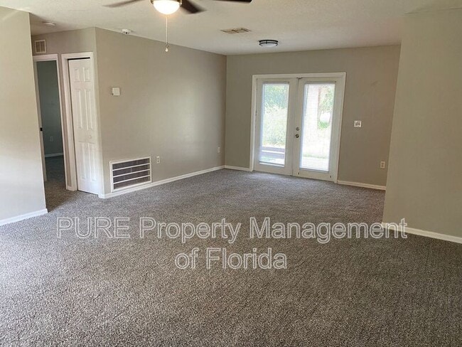 Building Photo - 87 Redwood Track Course