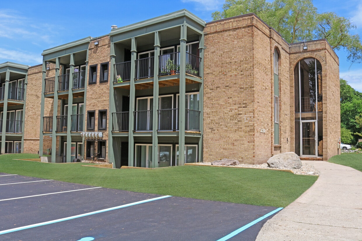 The Uptowne Apartments Apartments in East Lansing, MI