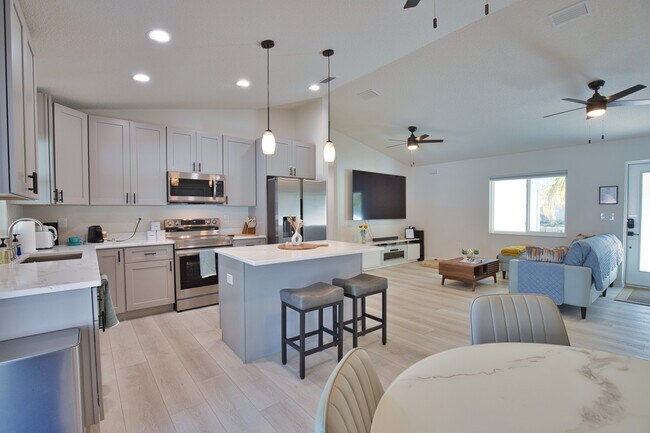 Foto del edificio - 3887 Hawkeye Cir