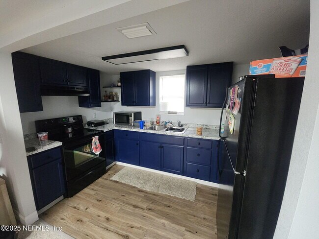 Foto del edificio - 403 Highland Ave