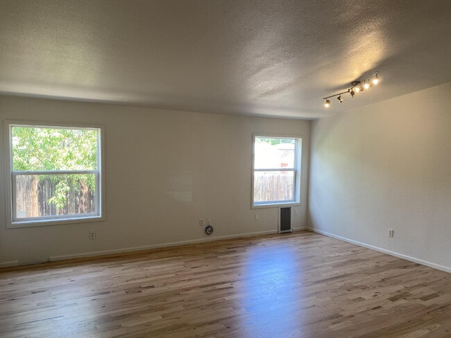 Building Photo - Available Now! "Spacious 3-Bedroom Retreat...